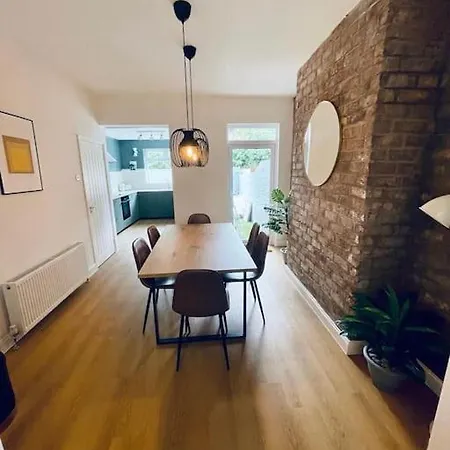 Spacious Modern Anfield Home, Lfc & Efc, Free Parking Liverpool Exterior photo