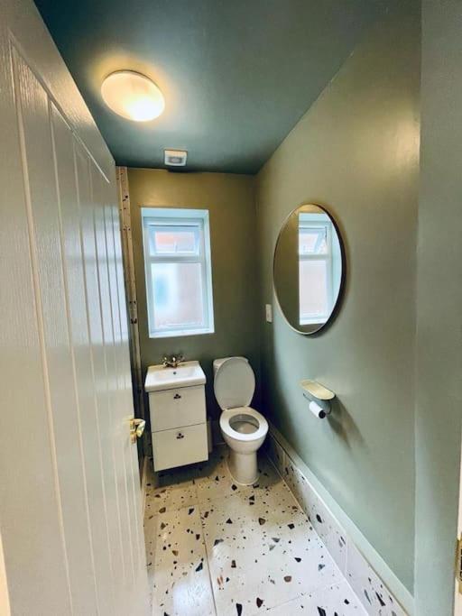 Holiday home Spacious Modern Anfield Home, Lfc & Efc, Free Parking Liverpool
