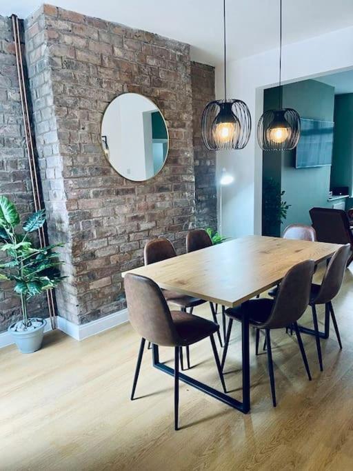 Spacious Modern Anfield Home, Lfc & Efc, Free Parking Liverpool