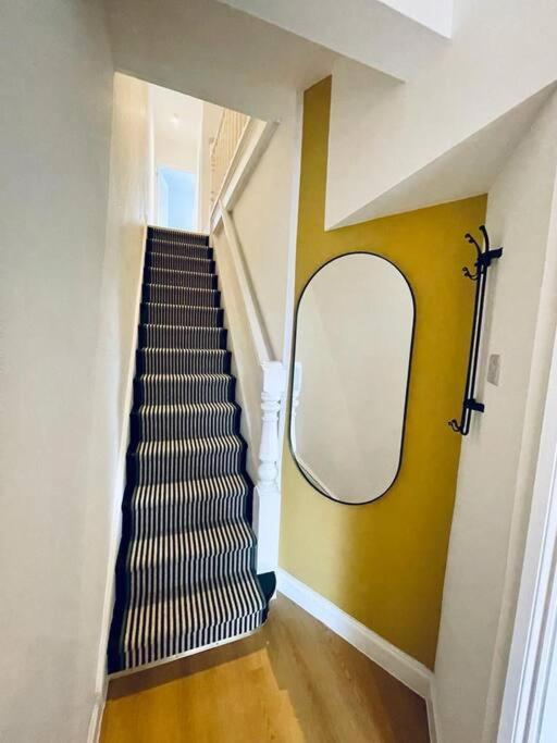 Spacious Modern Anfield Home, Lfc & Efc, Free Parking Liverpool